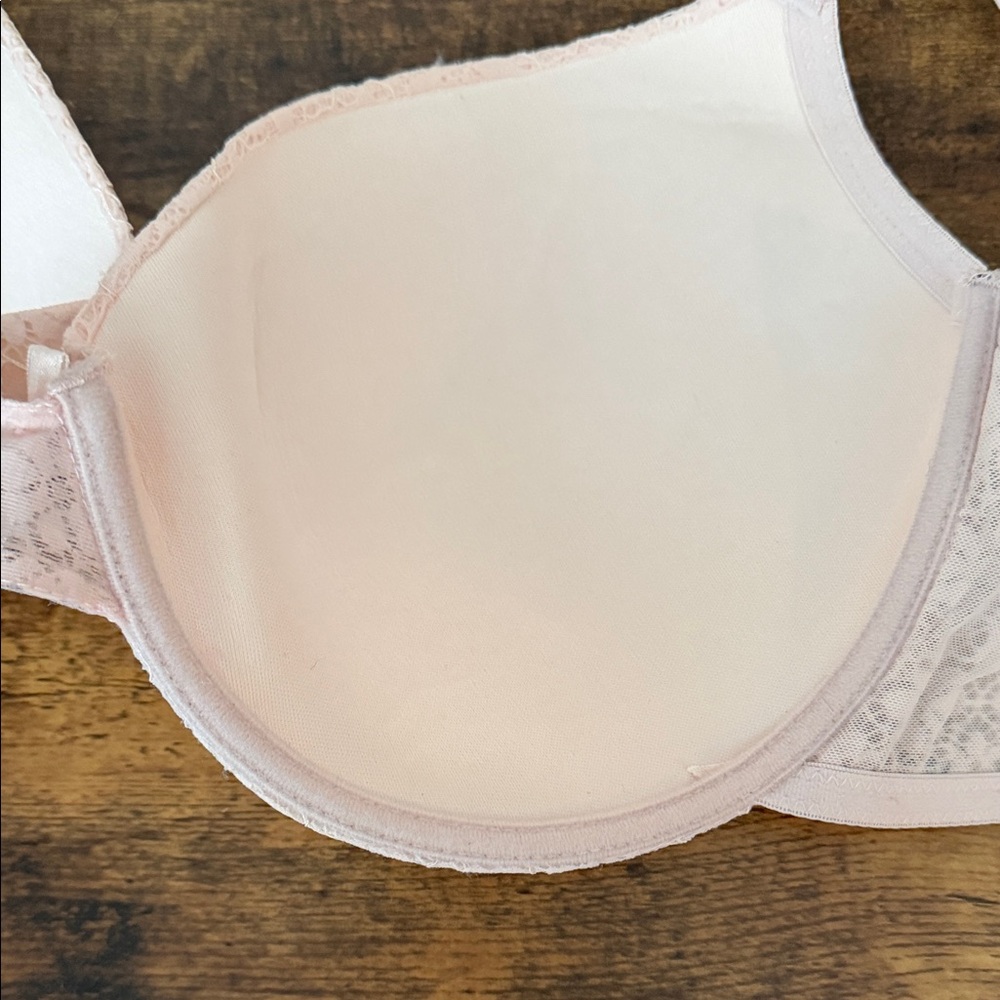 Laura Ashley Light Pink Lace T-Shirt Bra - Picture 8 of 8